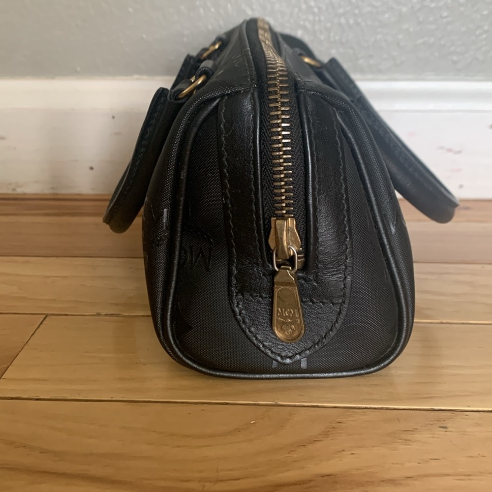 MCM- Authentic 🍀 RARE EUC! Pristine! Vintage Visetos Nylon Mini Boston Satchel - Picture 4 of 10